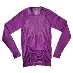 Title Nine Purple Seamless Paisley Long Sleeve Performance Top Thumbholes Small